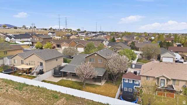 5743 W LUGANO DR, West Jordan, UT 84081