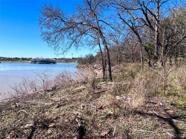 589 Mohawk Drive, Eufaula, OK 74432