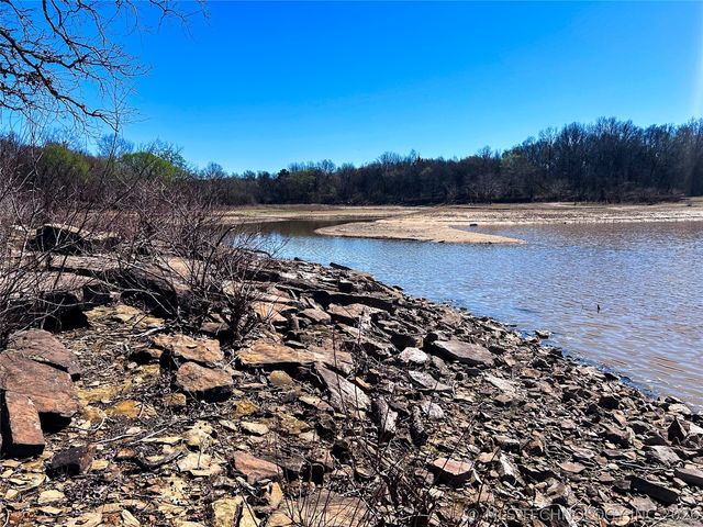 589 Mohawk Drive, Eufaula, OK 74432