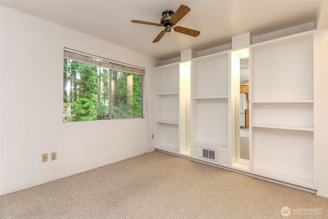 235 S 329th Lane, Federal Way, WA 98003