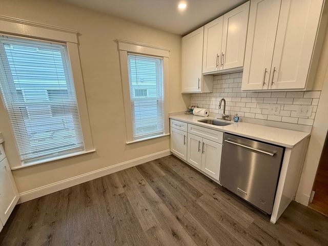 1049 Broadway 1, Somerville, MA 02144