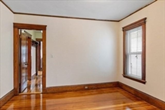 1049 Broadway 1, Somerville, MA 02144