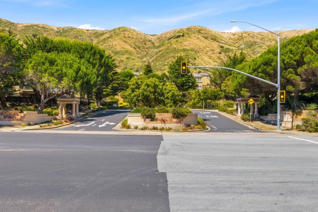 17 Northcrest Drive, South San Francisco, CA 94080