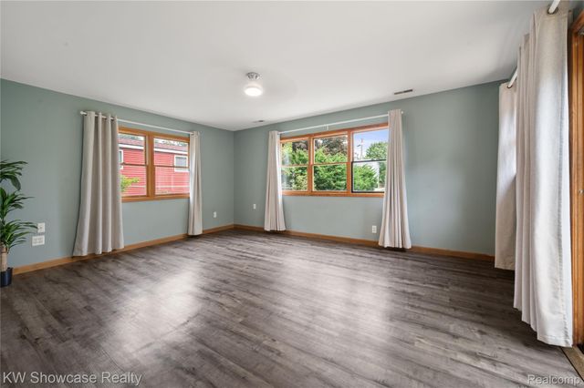 619 Elizabeth Street, Milford Village, MI 48381
