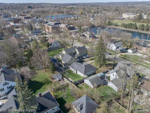 619 Elizabeth Street, Milford Village, MI 48381