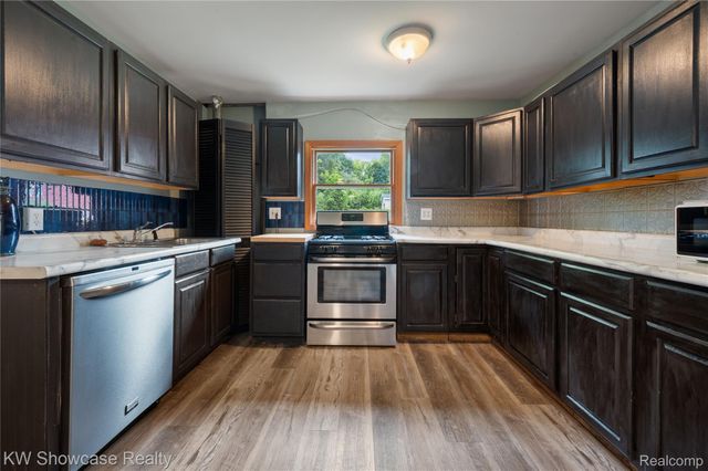 619 Elizabeth Street, Milford Village, MI 48381