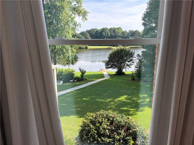 7329 Lake Walton Boulevard, Covington, GA 30014