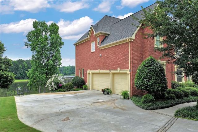 7329 Lake Walton Boulevard, Covington, GA 30014