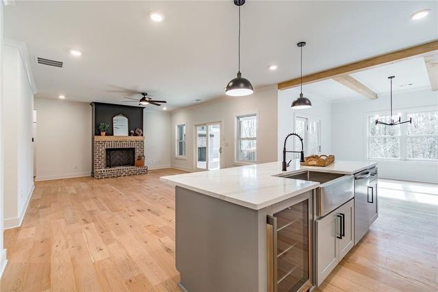 5812 Swinging Gate Road, Gainesville, GA 30506