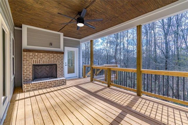 5812 Swinging Gate Road, Gainesville, GA 30506