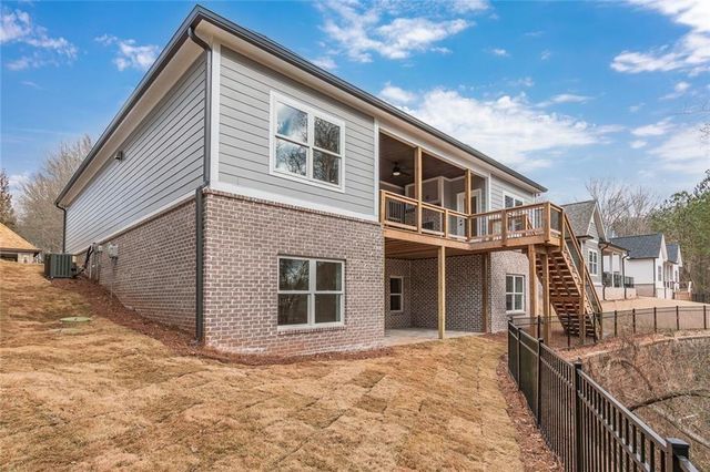 5812 Swinging Gate Road, Gainesville, GA 30506