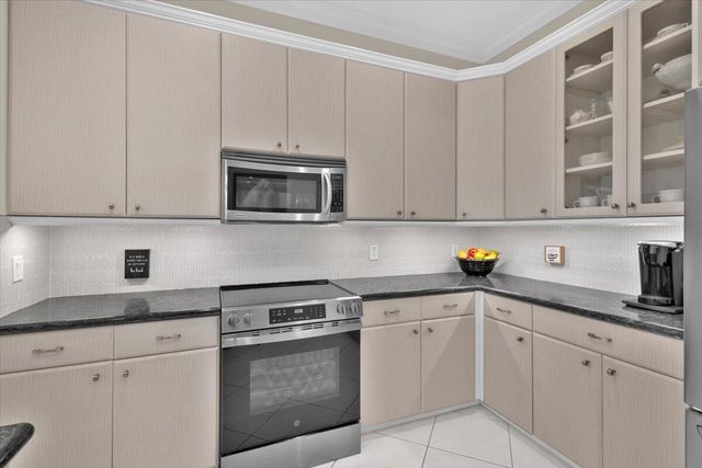 8332 Belfry Place, Port St. Lucie, FL 34986