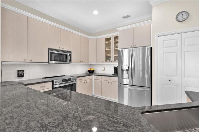 8332 Belfry Place, Port St. Lucie, FL 34986
