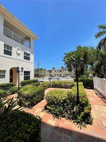 2605 Bay Drive, Pompano Beach, FL 33062