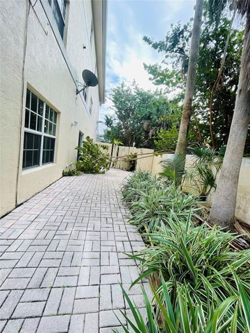2605 Bay Drive, Pompano Beach, FL 33062