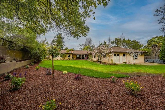 1735 Crockett Lane, Hillsborough, CA 94010