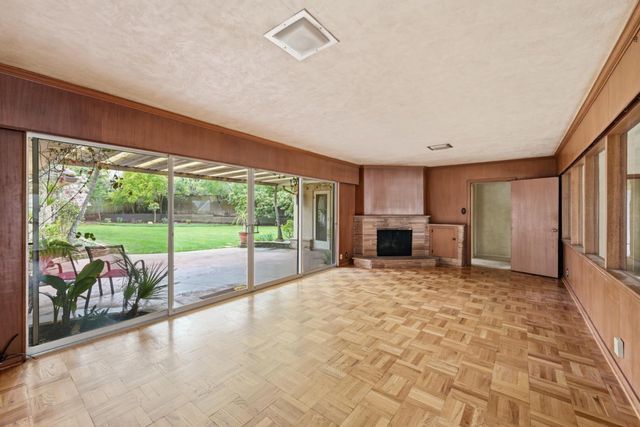 1735 Crockett Lane, Hillsborough, CA 94010
