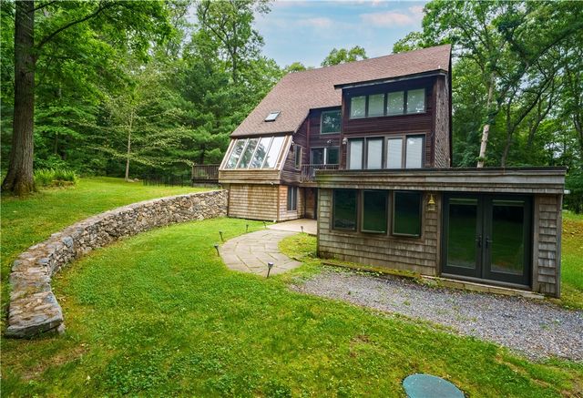 285 Jacob Street, Seekonk, MA 02771