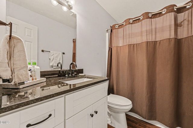 105 Chaucer Court, Carrboro, NC 27510