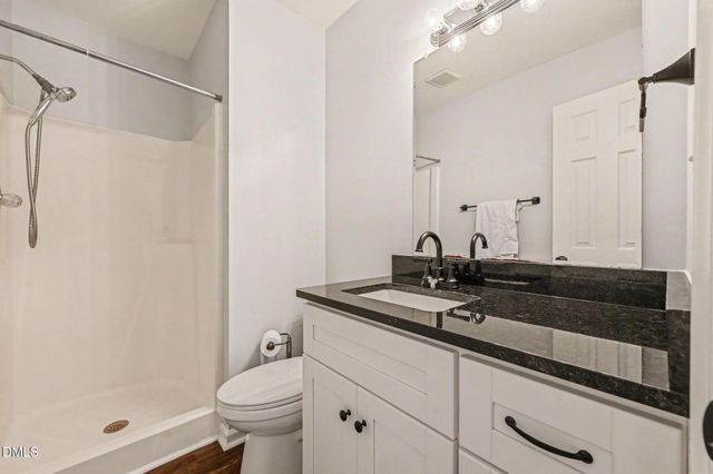 105 Chaucer Court, Carrboro, NC 27510
