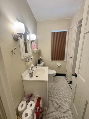 528 N 63rd STREET, Wauwatosa, WI 53213