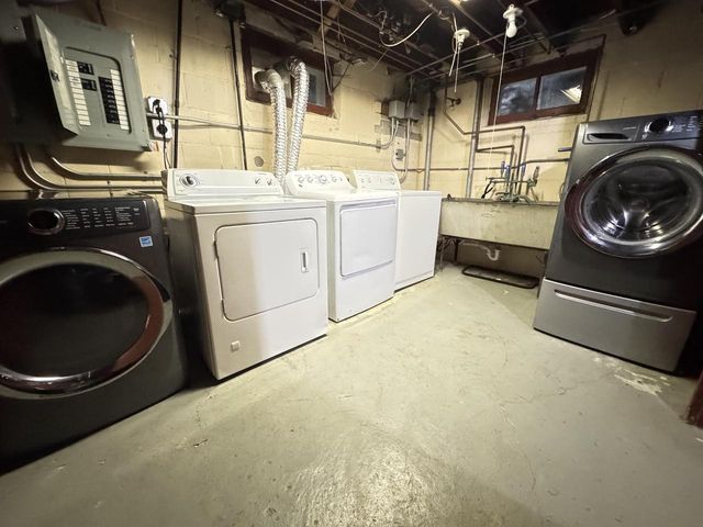 528 N 63rd STREET, Wauwatosa, WI 53213