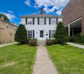 528 N 63rd STREET, Wauwatosa, WI 53213