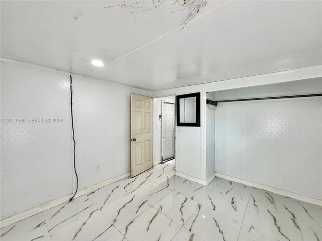 950 NW 109th St Rear, Miami, FL 33168