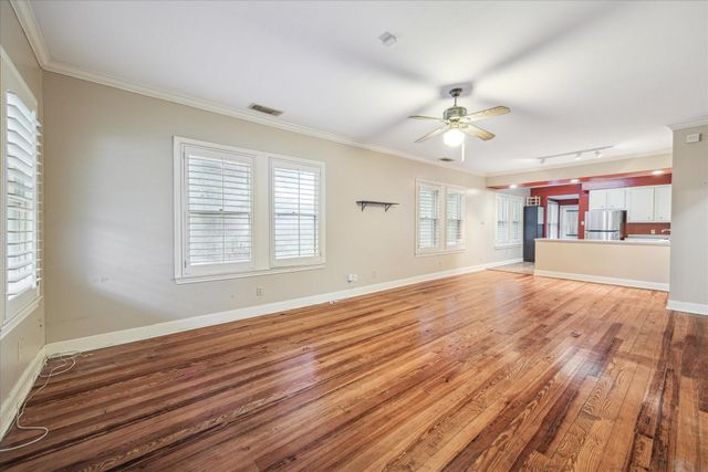 321 W 13th Street, Houston, TX 77008