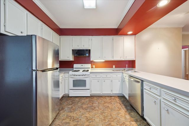 321 W 13th Street, Houston, TX 77008