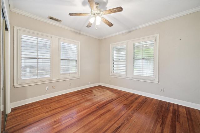 321 W 13th Street, Houston, TX 77008