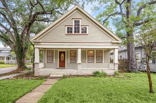 321 W 13th Street, Houston, TX 77008