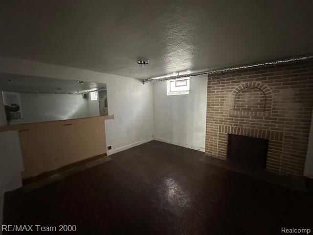 17127 San Juan Dr, Detroit, MI 48221