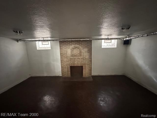 17127 San Juan Dr, Detroit, MI 48221