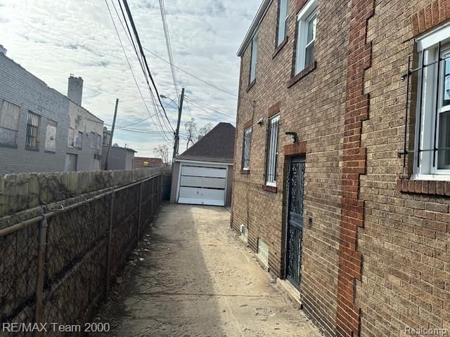 17127 San Juan Dr, Detroit, MI 48221