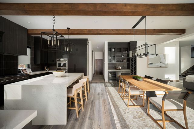 9400 Heartwood Drive, Truckee, CA 96161