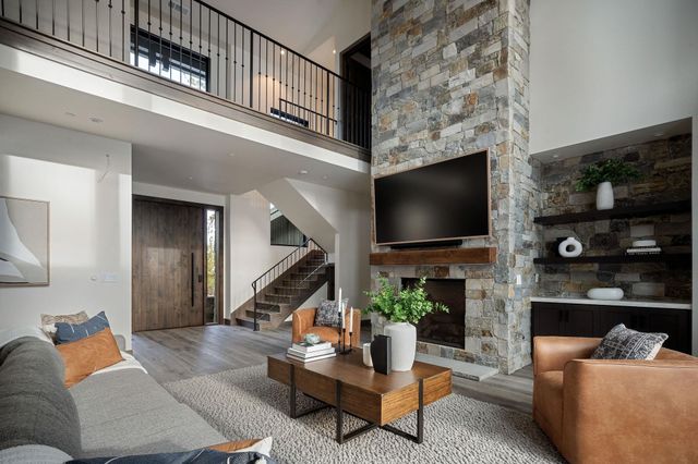 9400 Heartwood Drive, Truckee, CA 96161