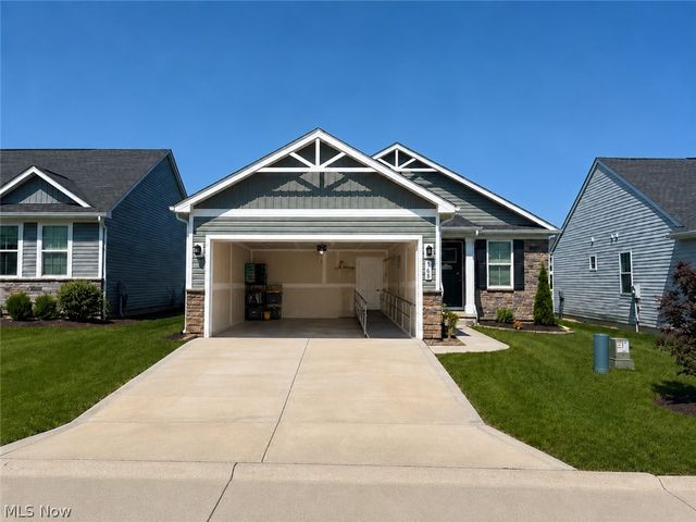 168 Eagle Circle, Amherst, OH 44001