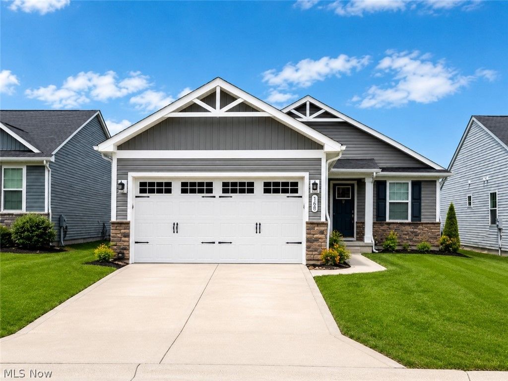 168 Eagle Circle, Amherst, OH 44001