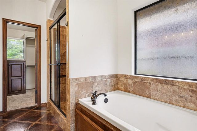 16105 Bravado Place, Edmond, OK 73013