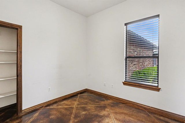 16105 Bravado Place, Edmond, OK 73013