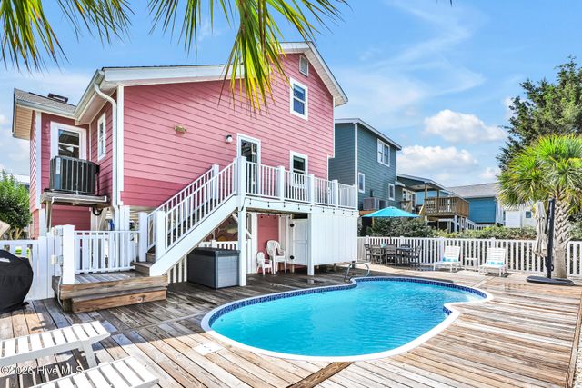 109 Frigate Drive, Supply, NC 28462