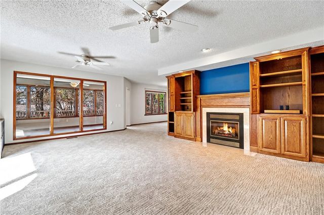 6 Banbury Lane, Bella Vista, AR 72714