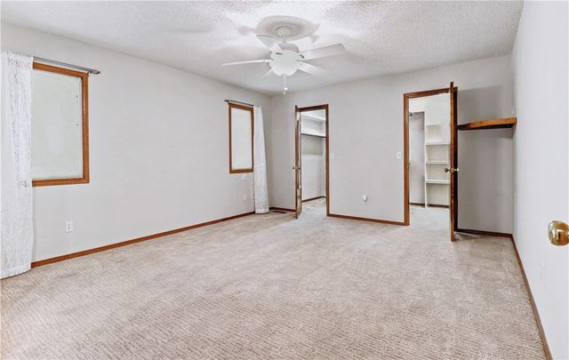 6 Banbury Lane, Bella Vista, AR 72714