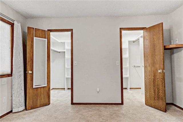 6 Banbury Lane, Bella Vista, AR 72714