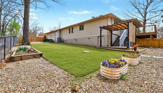 6 Banbury Lane, Bella Vista, AR 72714