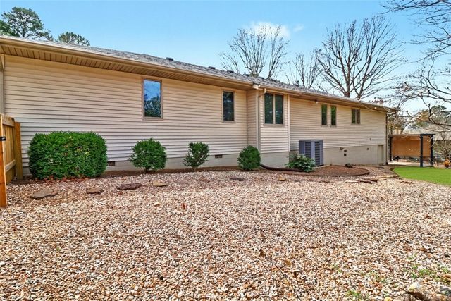 6 Banbury Lane, Bella Vista, AR 72714