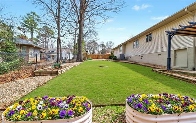 6 Banbury Lane, Bella Vista, AR 72714