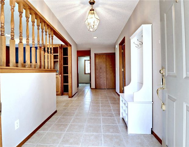 6 Banbury Lane, Bella Vista, AR 72714