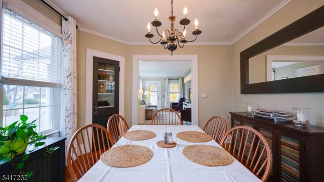 17 Main St, Lebanon Boro, NJ 08833